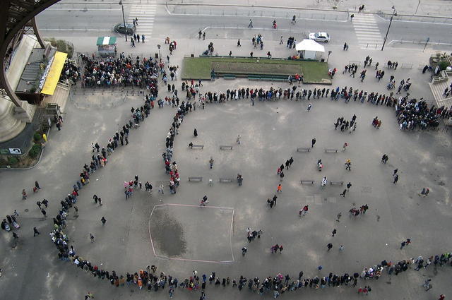 Tomek Augustyn / Flickr / CC-BY-SA 2.0 Eiffel Tower